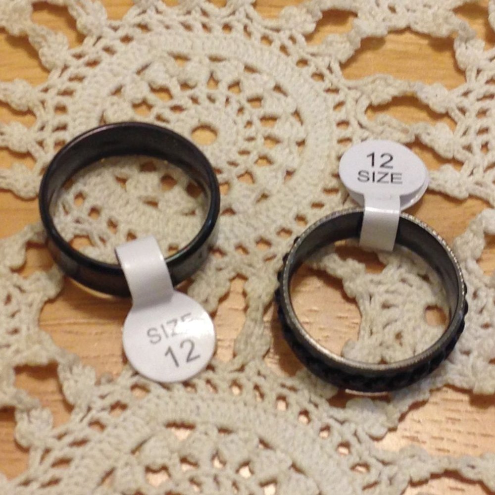 NWOT Men's Rings, size 12